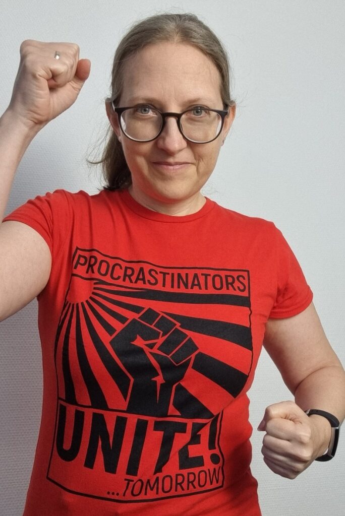 Annegret-Scholz-Einfach-umsetzen-Fight-Procrastination-Day Fight Procrastination Day